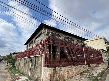Casa � Venda